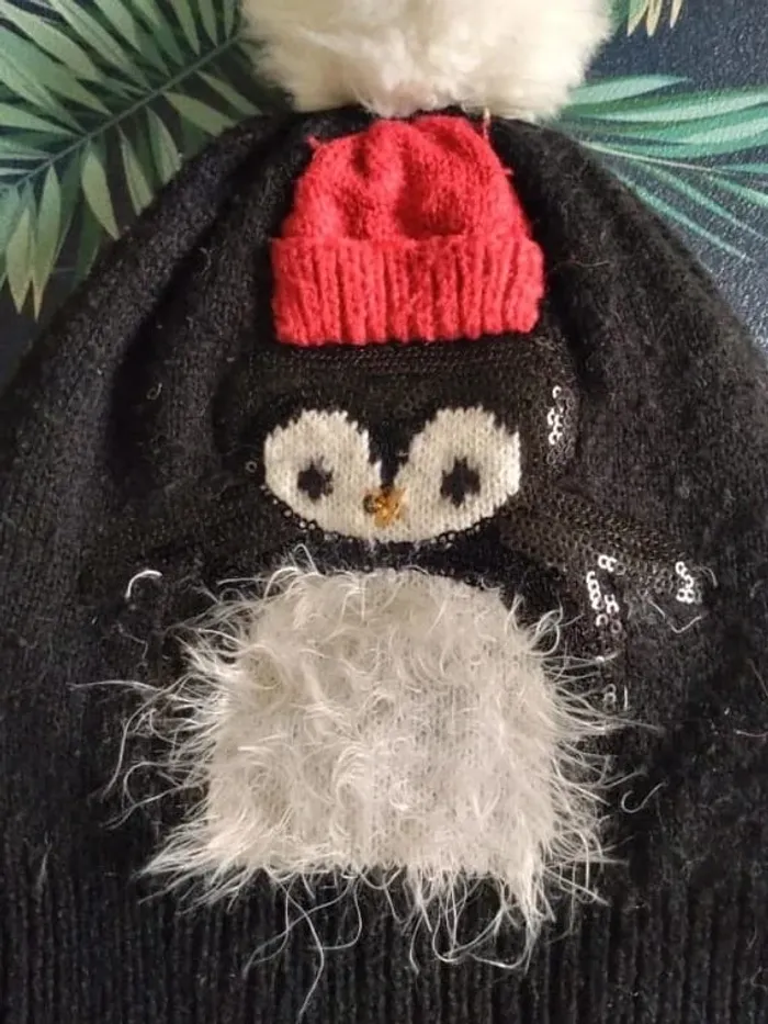 Bonnet fille pingouin et pompon taille 8-12 ans - photo numéro 2