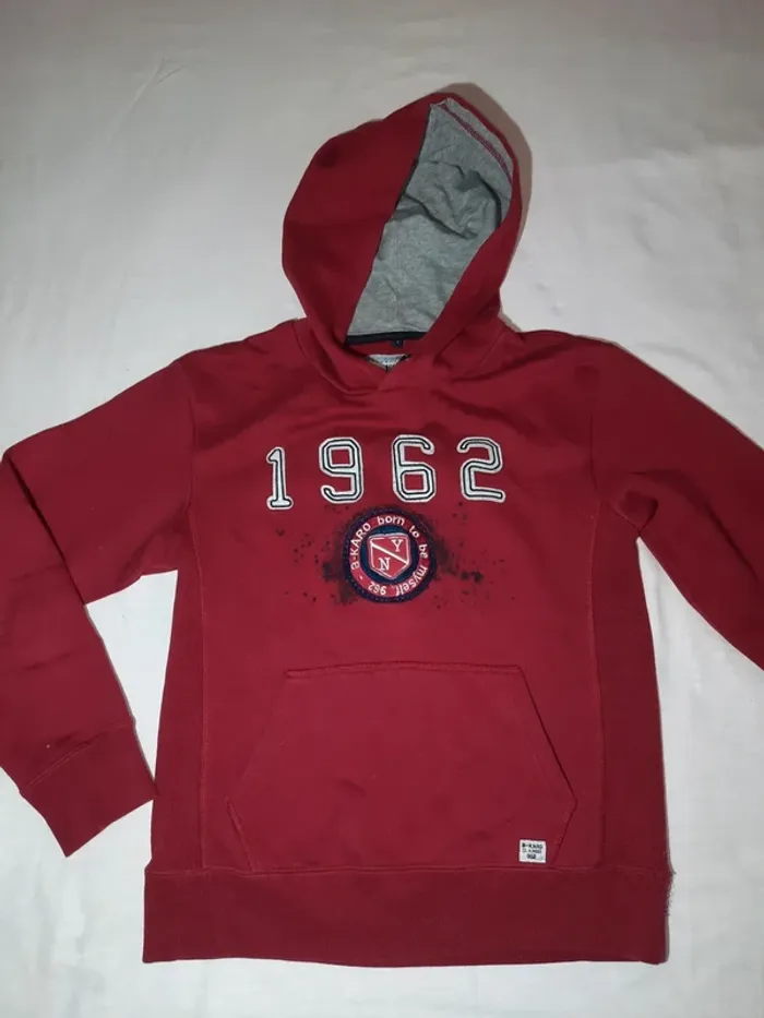 Pull à capuche b-karo