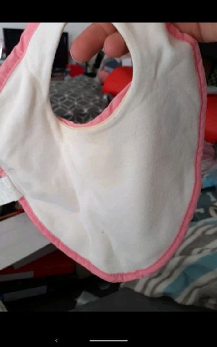 Bavoir - photo numéro 3