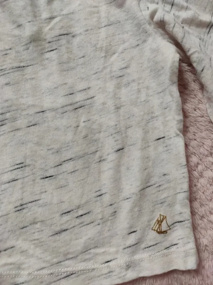 Tee-shirt manches longues Petit Bateau 6 mois - photo numéro 2