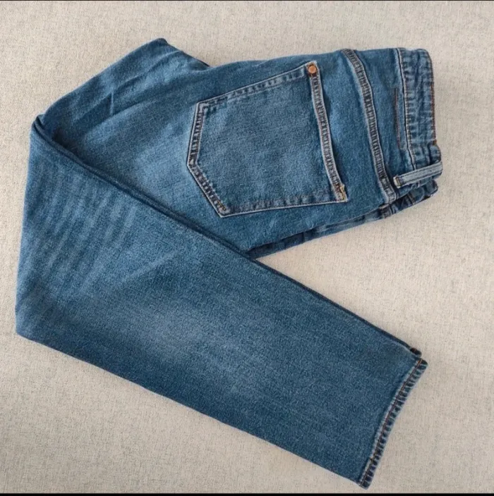 H&M jeans homme 30/32 regular fit très bon état