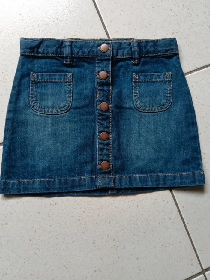 Mini jupe 4ans Kiabi