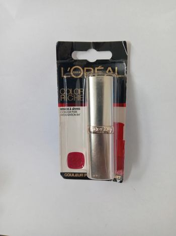 Rouge à lèvres 335