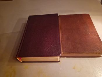 Lot de deux bibles 🙏