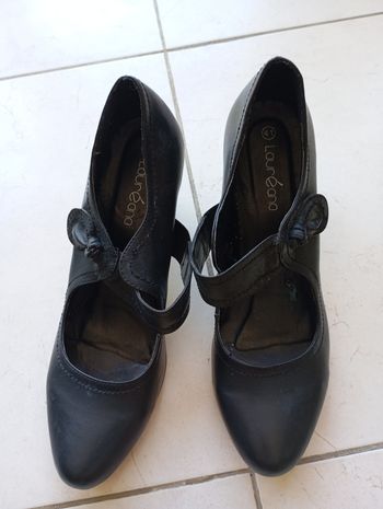 Chaussure escarpin taille 41 très bon état