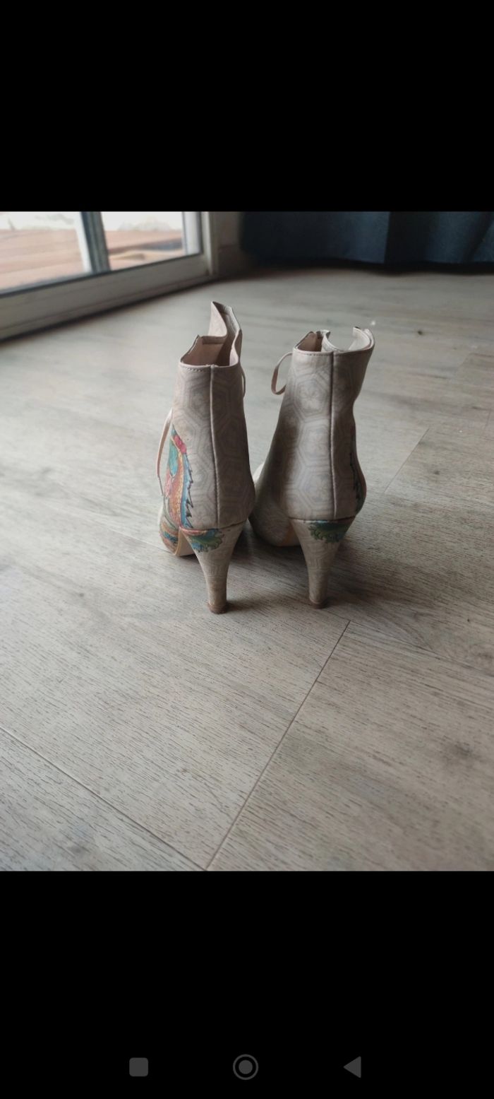 Bottines 38 Dogo femme a talons 8-9cm beige dessin multicolore - photo numéro 5