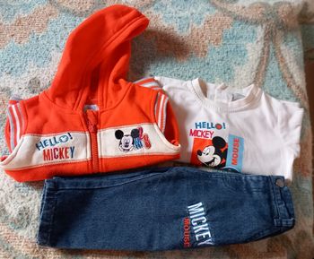 Ensemble Mickey