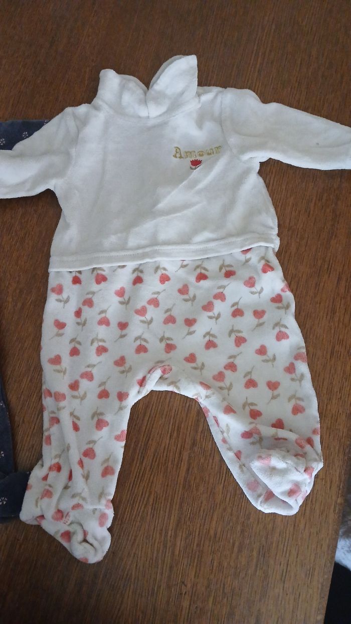Lot de pyjamas bébé fille 3mois - photo numéro 3