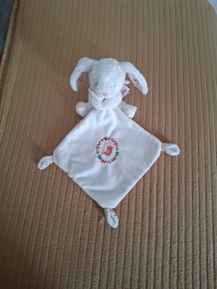 Doudou Lapin Pommette ( Intermarché)