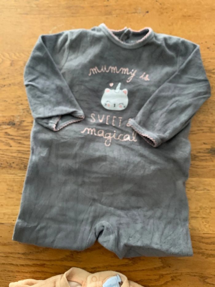 Lot 2 pyjamas 18 mois fille - photo numéro 2