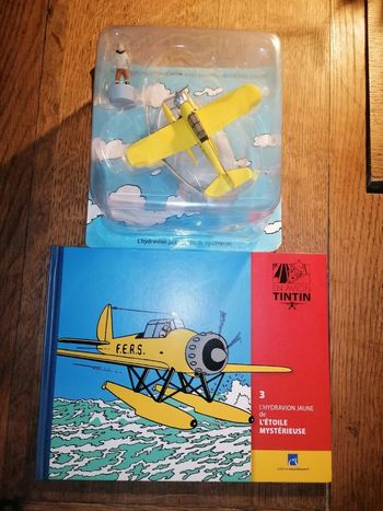 Tintin Avion n3 L hydravion jaune de l Étoile mystérieuse