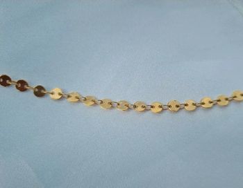 Sublime bracelet à pastilles rondes plates plaqué or 18k