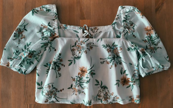 Blouse fleurie/crop top Kookaï T38 en viscose - photo numéro 3