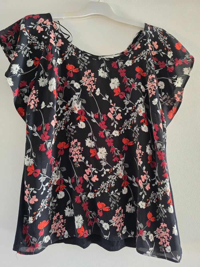 Joli haut femme taille L grain de malice