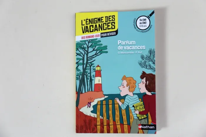 Roman-jeux pour réviser "L'énigme des vacances" du CM1 au CM2 (9-10 ans) Nathan