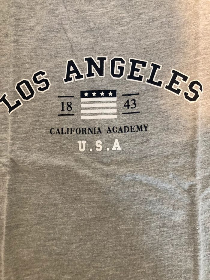 TEE shirt kiabi 10 ans - photo numéro 2