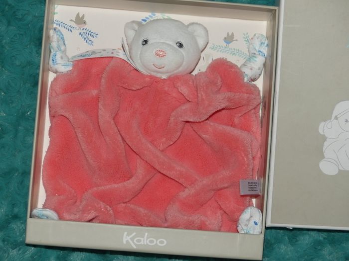 Doudou plat ours corail Kaloo plume 🐻 Neuf - photo numéro 2