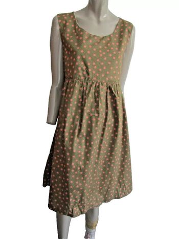 robe courte et vague en 100%coton  convient a une taille 36/38