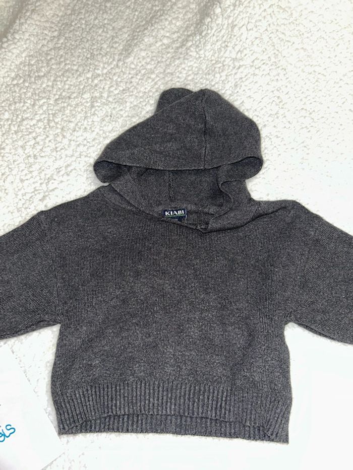 Pull bébé avec capuche - photo numéro 2