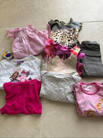 Lot vêtements fille