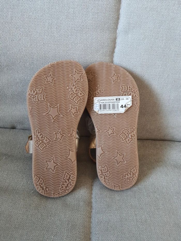 Sandales nu-pieds en cuir Du Pareil Au Même pointure 25 neuf avec étiquettes - photo numéro 4