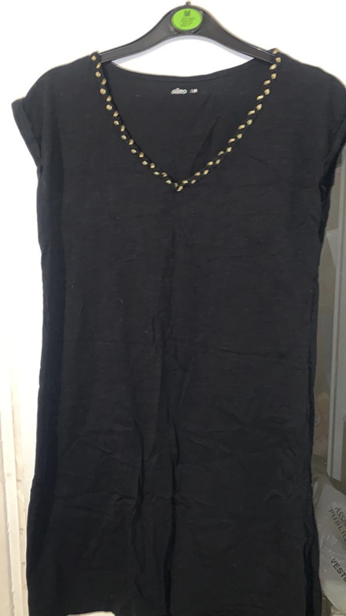 Robe col v