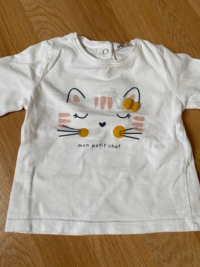 TEE shirt 12 mois - photo numéro 3