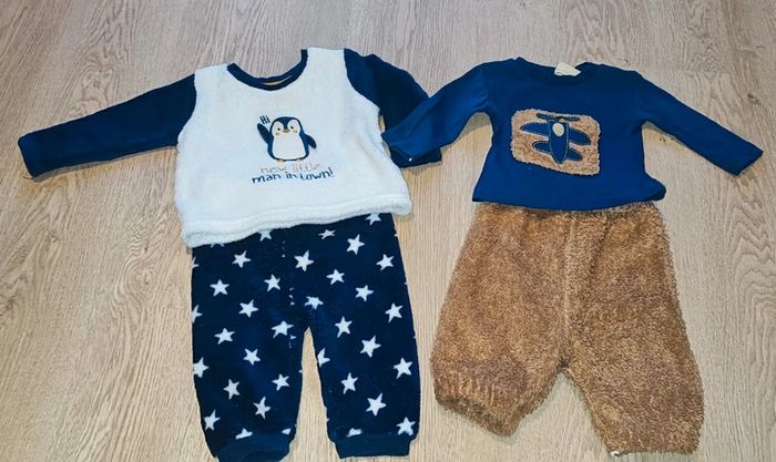 Lot 5 pyjamas en velours très bon état taille 6 mois - photo numéro 4