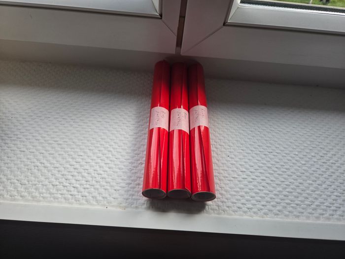 Vinyle adhesif permanent rouge pour machine de découpe (3 x 1m )