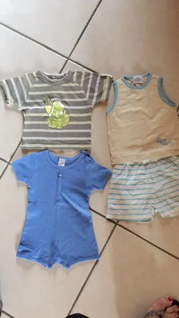 Short teeshirt Bébé