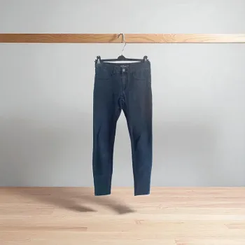 🖤 Jeans Femme Jennyfer – Élégance & Simplicité au Quotidien !