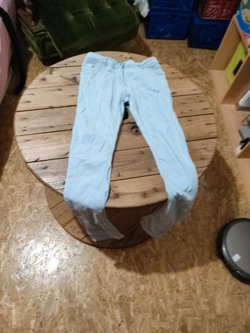 Pantalon bleu clair