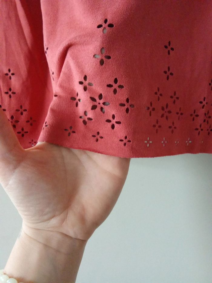 T-shirt rouge avec fleurs - Esmara - Taille 38/40 M/L - photo numéro 3