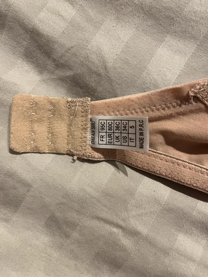 Soutien-gorge beige – 95C (taille petit, correspond à un 90C) - photo numéro 3