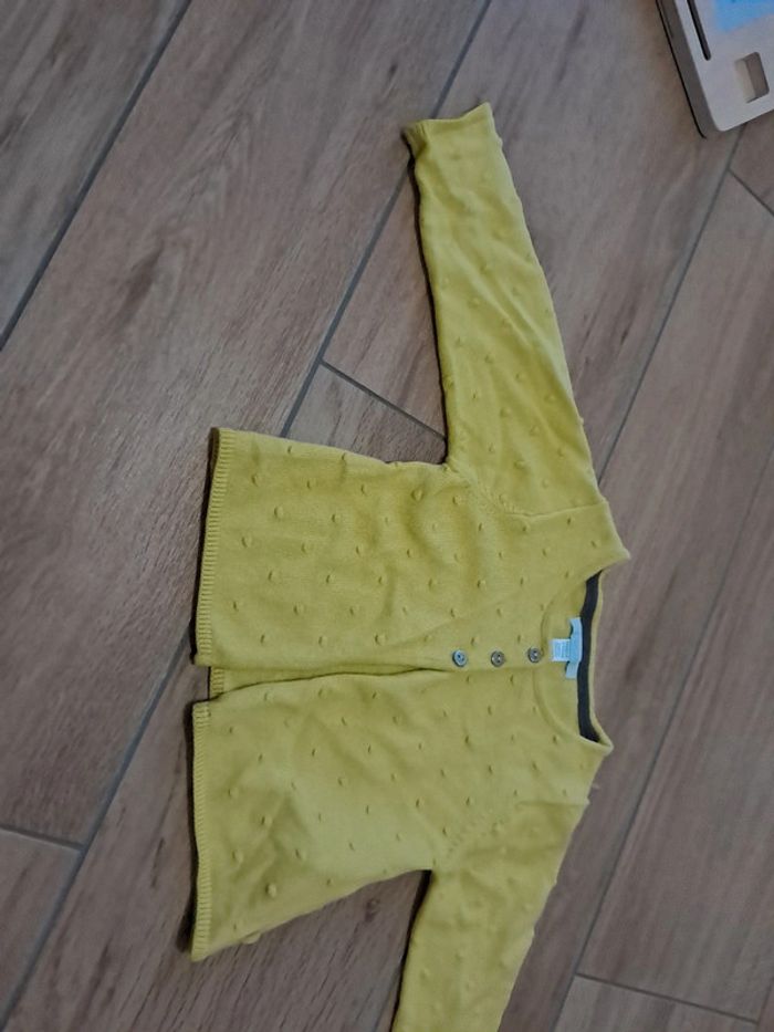 Gilet 3 boutons obaibi 12 mois - photo numéro 2