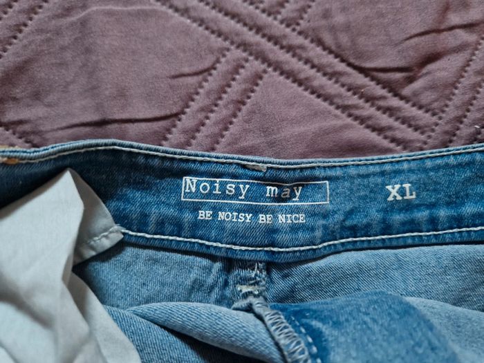 Mini short en jean neuf XL - photo numéro 3