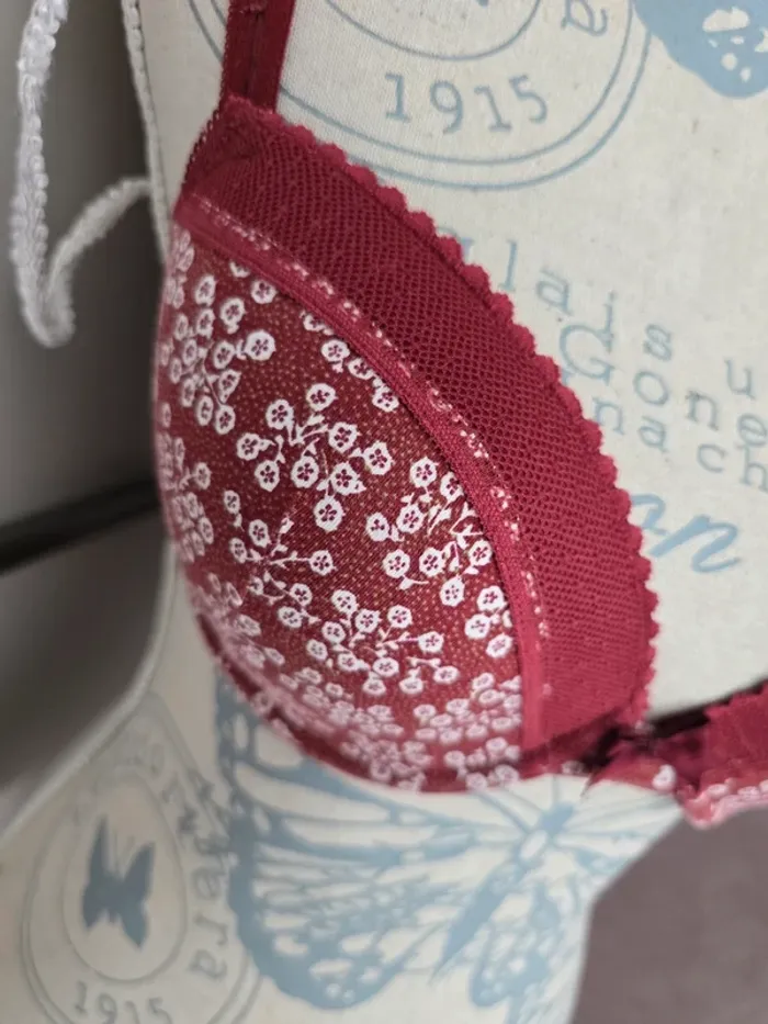 Soutien gorge Monoprix taille 90 C neuf - photo numéro 2