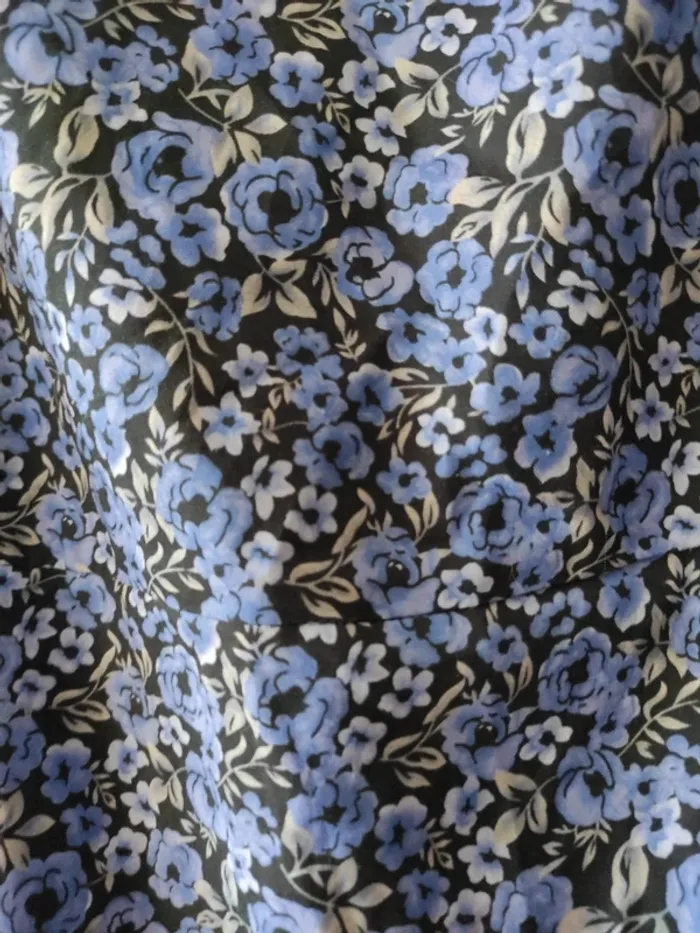 Robe à fleurs - photo numéro 2