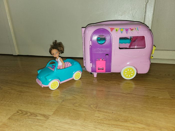 Voiture et caravane barbie - photo numéro 2