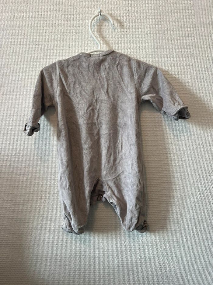 Pyjama croisée 3 mois en Très bonne état. - photo numéro 2