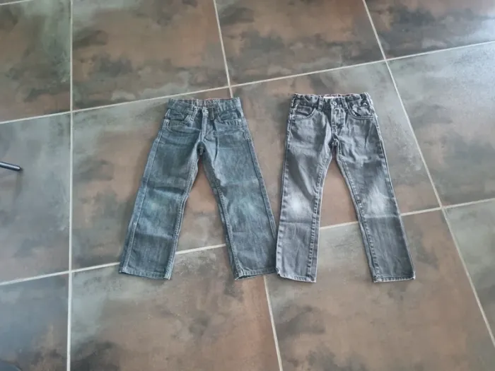 Lot 2 jeans