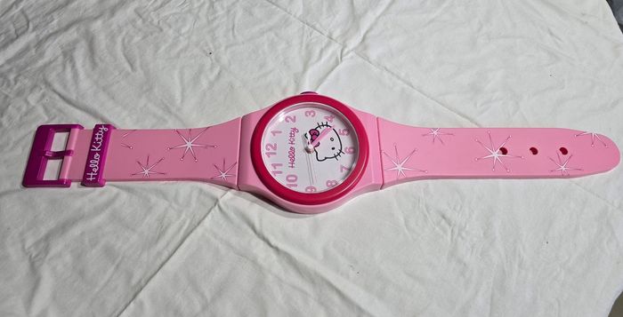 Montre Mural Hello Kitty