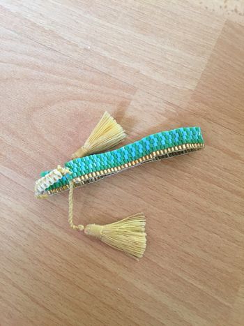 Bracelet en perles vert bleu doré