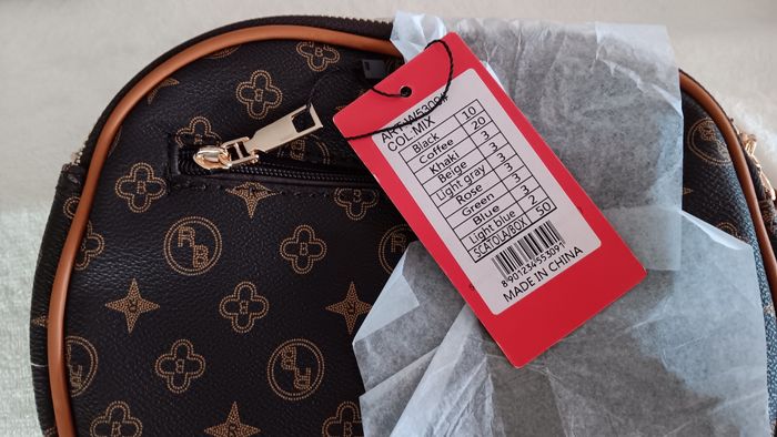 Sac a main plus porte- feuille