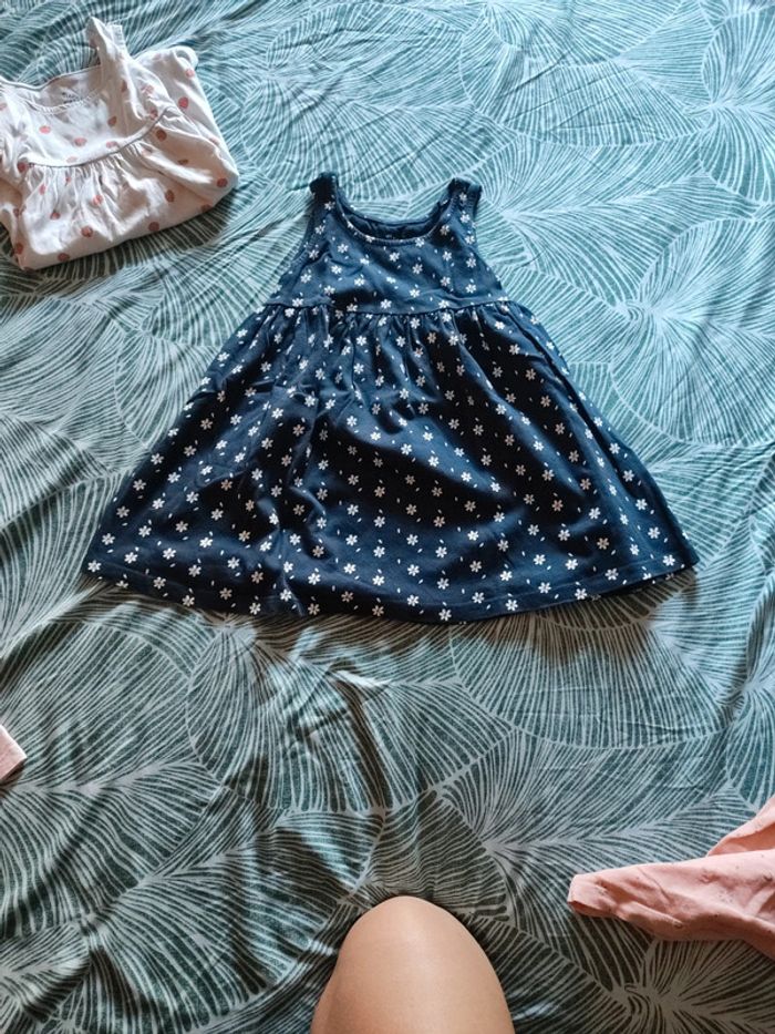 Lot de 3 jolie robe bébé fille 🎀 23 mois - photo numéro 3