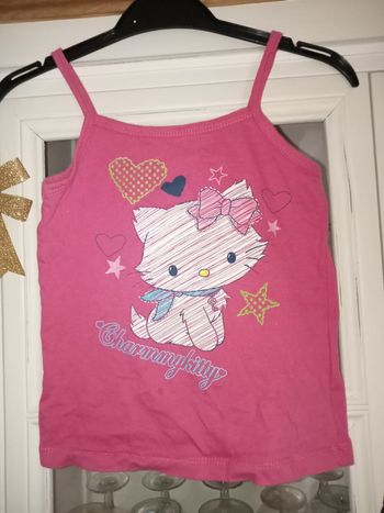 Débardeur Hello Kitty excellent état taille 6 ans