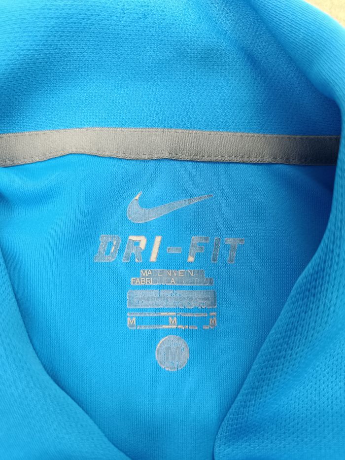 Polo manches courtes Nike Bleu -  Taille M - Très bon état - photo numéro 4