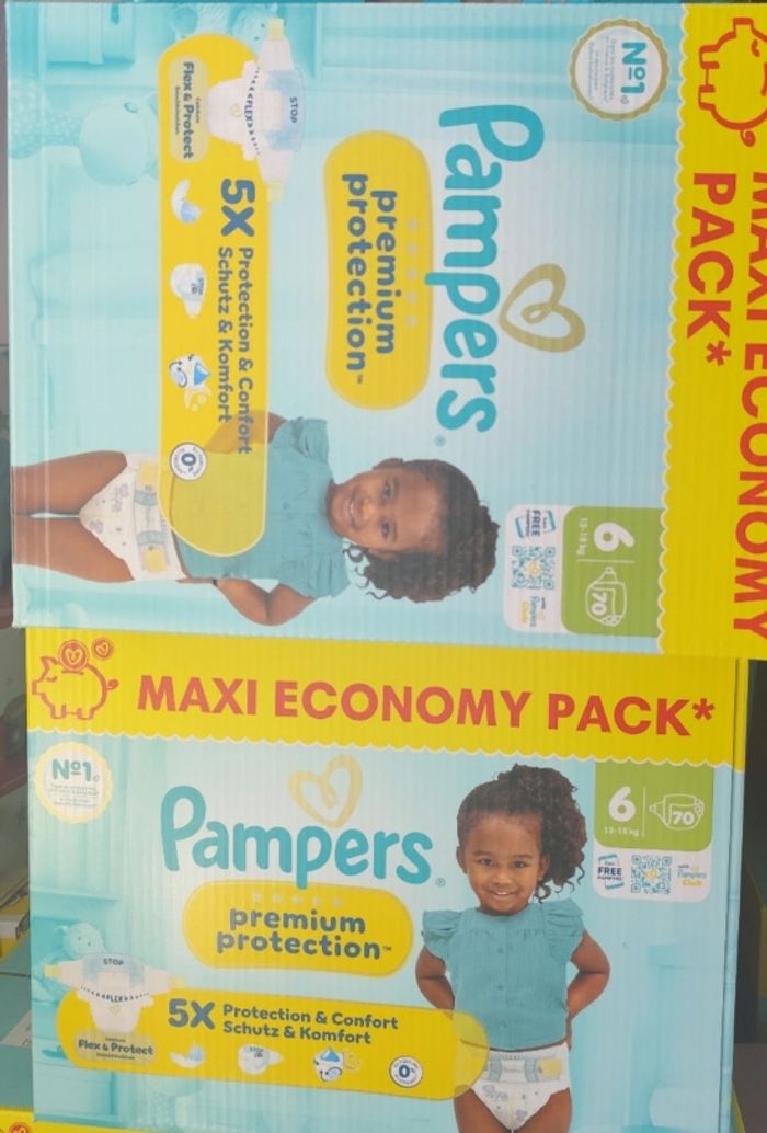 Couches Pampers