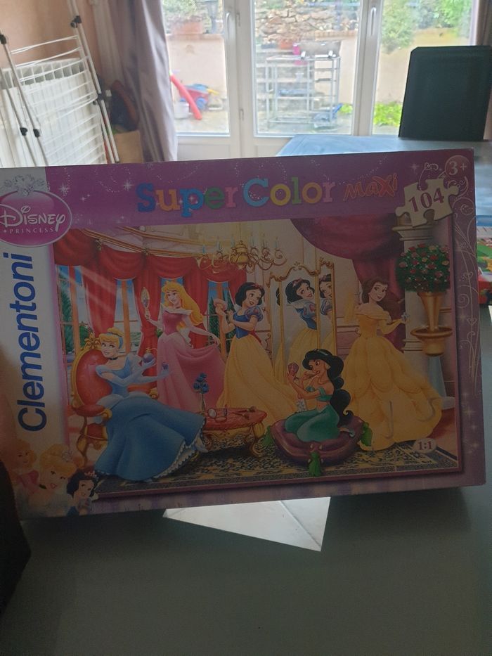 Puzzle super color maxi 104 pièces 3+
