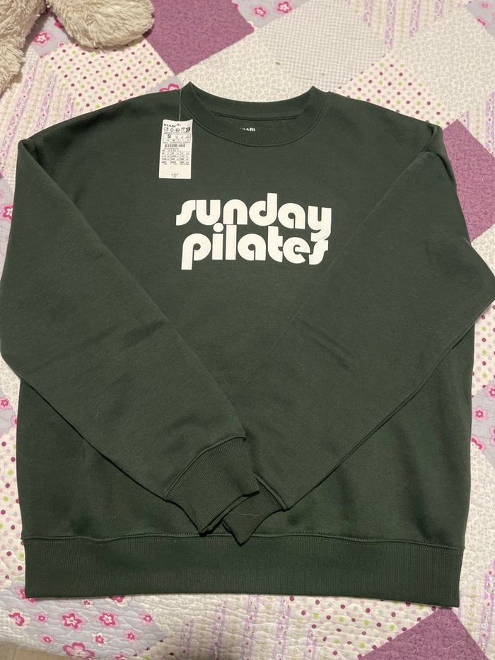 Sweat  sans capuche neuf